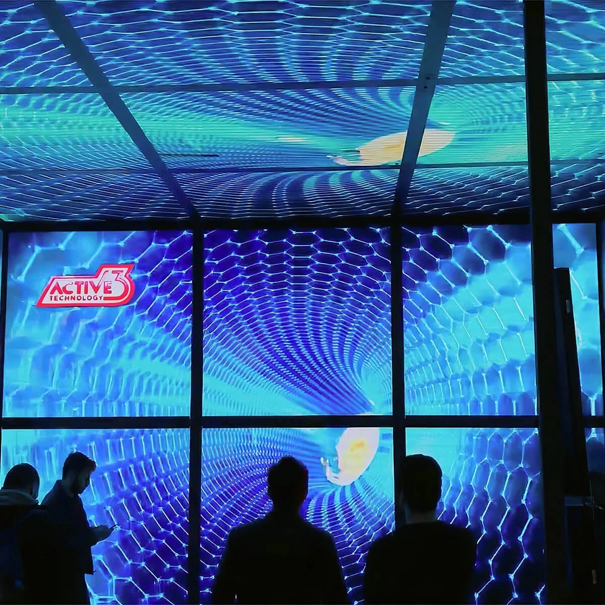 Immersive Cube, Petroleum Fair, PETROL OFISI interactive experience by Harikalar